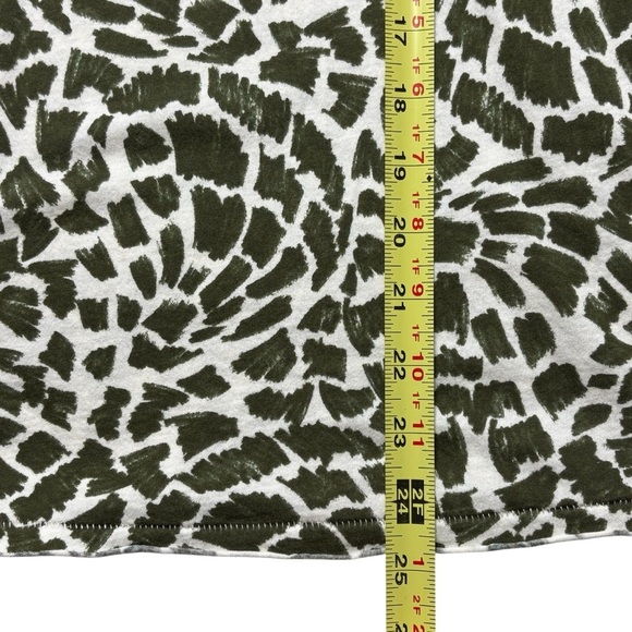 Anthropologie Maeve Catie Ruffle Sleeve Top Size L Large V-Neck Green Motif - Picture 9 of 13